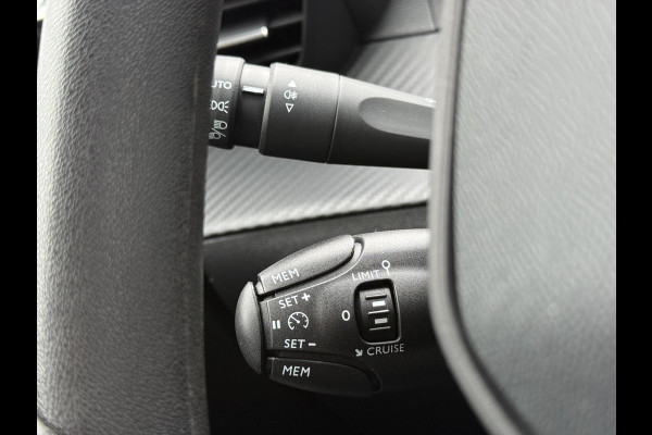 Peugeot 208 1.2 PureTech Like 1e Eigenaar,Airco,Cruise,Weinig Km,Zeer Zuinig,Apk tot 07-2027