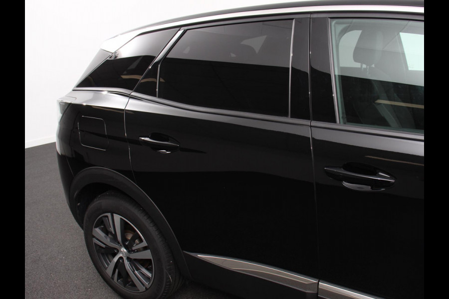 Peugeot 3008 1.2 PureTech 130 pk Automaat Allure Pack Business | Stoelverwarming voor | Climate control | Achteruitrij camera | Electrisch bedienbare achterklep | LED | Apple Carplay/ Android Auto | Parkeersensoren | Cruise control |