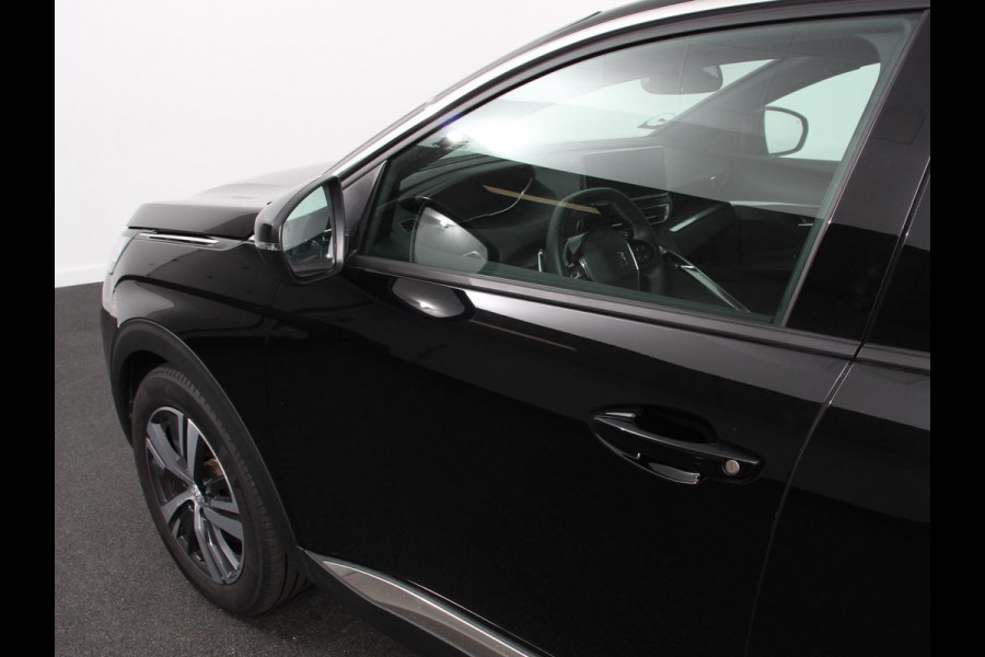 Peugeot 3008 1.2 PureTech 130 pk Automaat Allure Pack Business | Stoelverwarming voor | Climate control | Achteruitrij camera | Electrisch bedienbare achterklep | LED | Apple Carplay/ Android Auto | Parkeersensoren | Cruise control |
