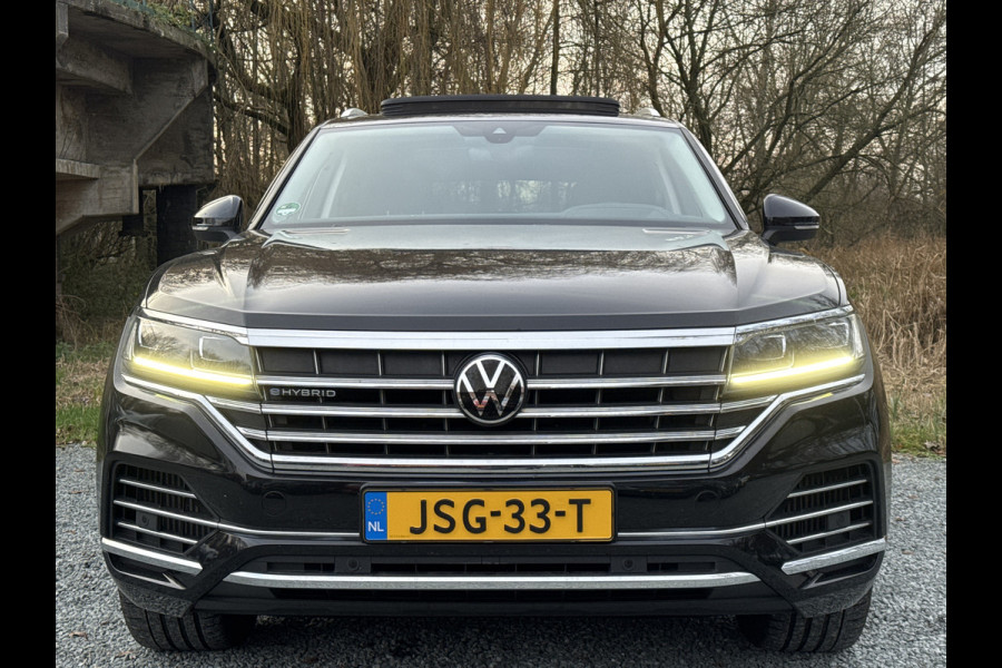 Volkswagen Touareg 3.0 TSi eHybrid ELEGANCE 4MOTION HEAD-UP/LEDER/PANORAMADAK