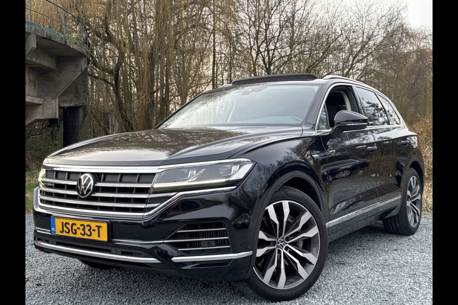 Volkswagen Touareg 3.0 TSi eHybrid ELEGANCE 4MOTION HEAD-UP/LEDER/PANORAMADAK