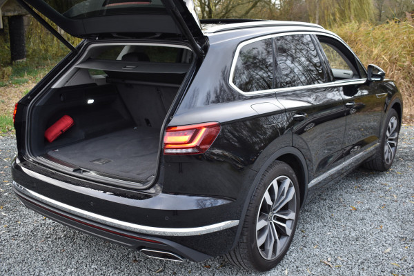 Volkswagen Touareg 3.0 TSi eHybrid ELEGANCE 4MOTION HEAD-UP/LEDER/PANORAMADAK