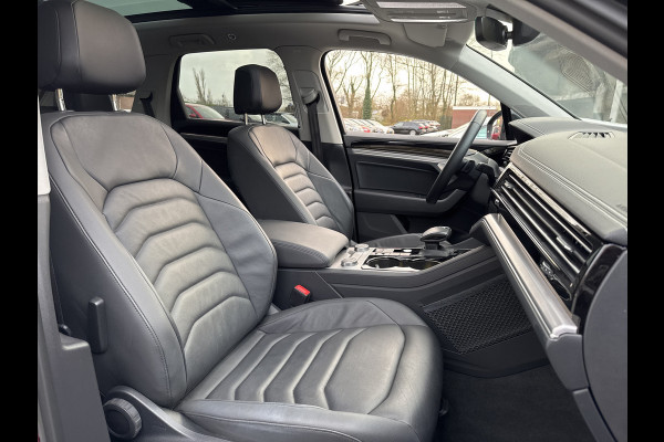 Volkswagen Touareg 3.0 TSi eHybrid ELEGANCE 4MOTION HEAD-UP/LEDER/PANORAMADAK