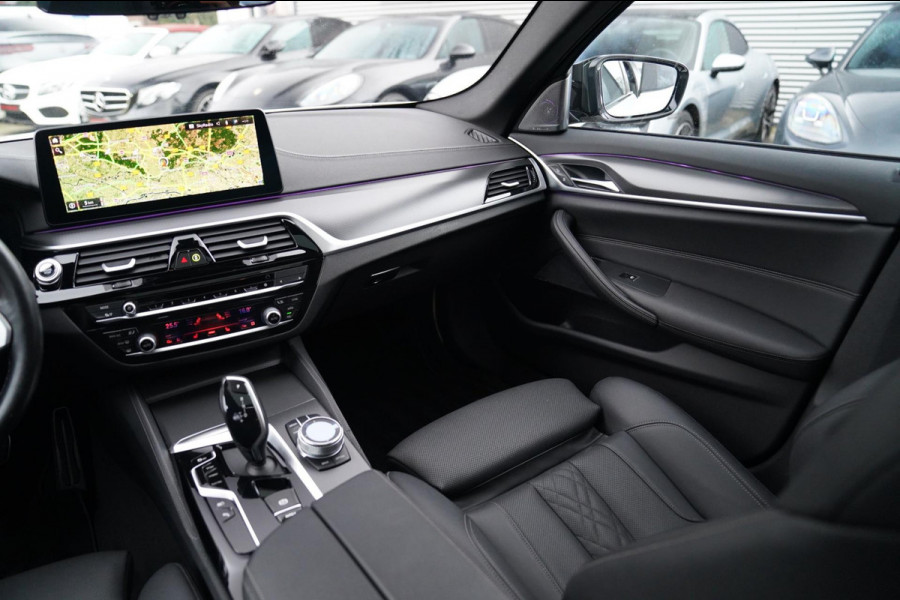 BMW 5 Serie 545e xDrive Business Edition Plus | M-pakket | BTW | Panorama | Bowers&Wilkins | Sfeerverlichting | M-performance |