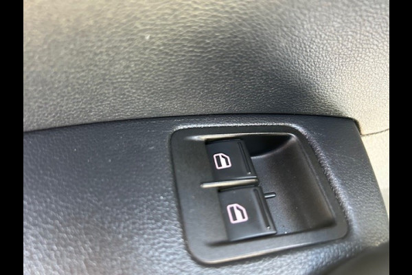 Volkswagen Caddy 1.4 TGI L2H1 EcoFuel Maxi Comfortline AIRCO I NAV I PDC I TREKHAAK I 1e EIGENAAR I COMPLETE ONDERHOUDSHISTORIE I RIJDEN OP GROEN GAS = CO2 NEUTRAAL