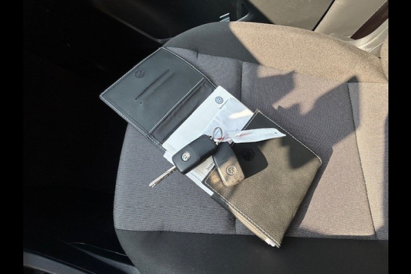 Volkswagen Caddy 1.4 TGI L2H1 EcoFuel Maxi Comfortline AIRCO I NAV I PDC I TREKHAAK I 1e EIGENAAR I COMPLETE ONDERHOUDSHISTORIE I RIJDEN OP GROEN GAS = CO2 NEUTRAAL