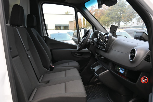 Mercedes-Benz Sprinter 517 CDI Koel-vries Bakwagen met laadklep Thermoking V500 Max D/N koeling