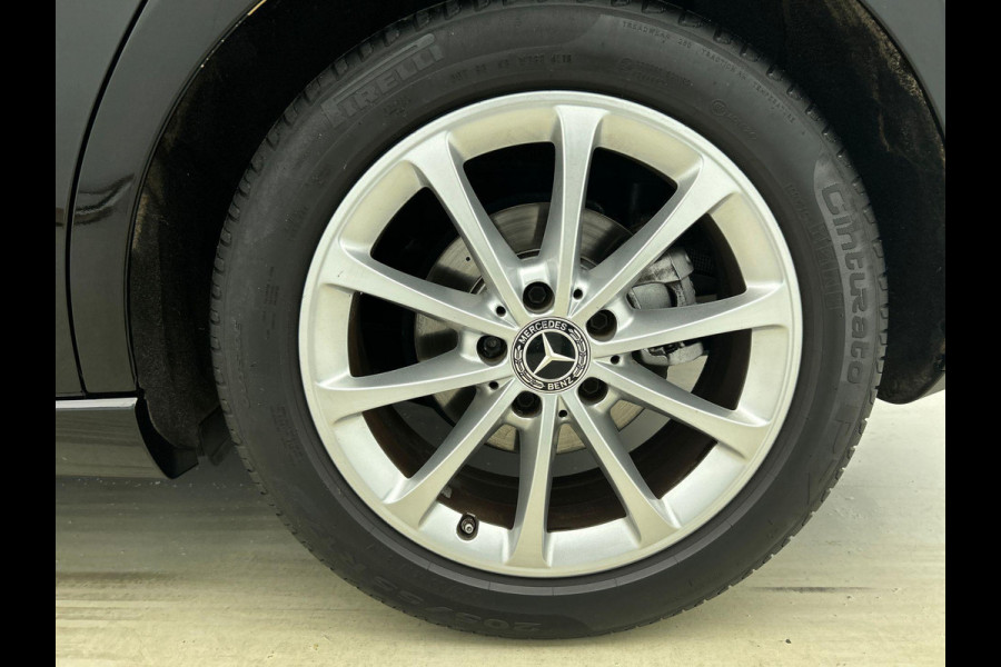 Mercedes-Benz B-Klasse 180 Premium WIDESCREEN | TREKHAAK | STOF-LEDER