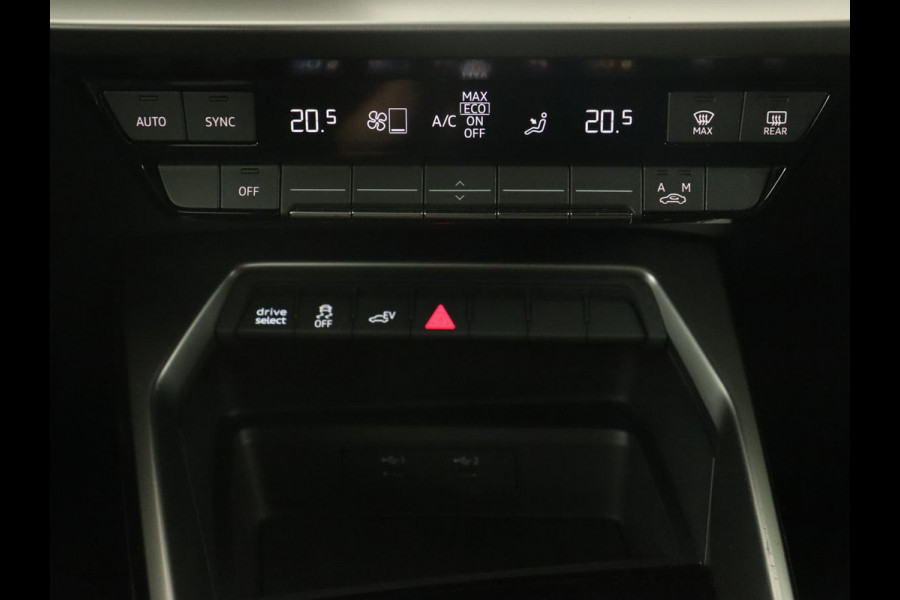Audi A3 40 TFSI e Edition | Navigatie | Virtual Cockpit | Carplay | Climate control | Getint glas | Cruise control | Full LED | PHEV | Plug In