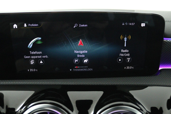 Mercedes-Benz CLA-Klasse 200 Business Solution Luxury (PANORAMADAK, SFEERVERLICHTING, CAMERA, PDC, 1e EIGENAAR, GOED ONDERHOUDEN)