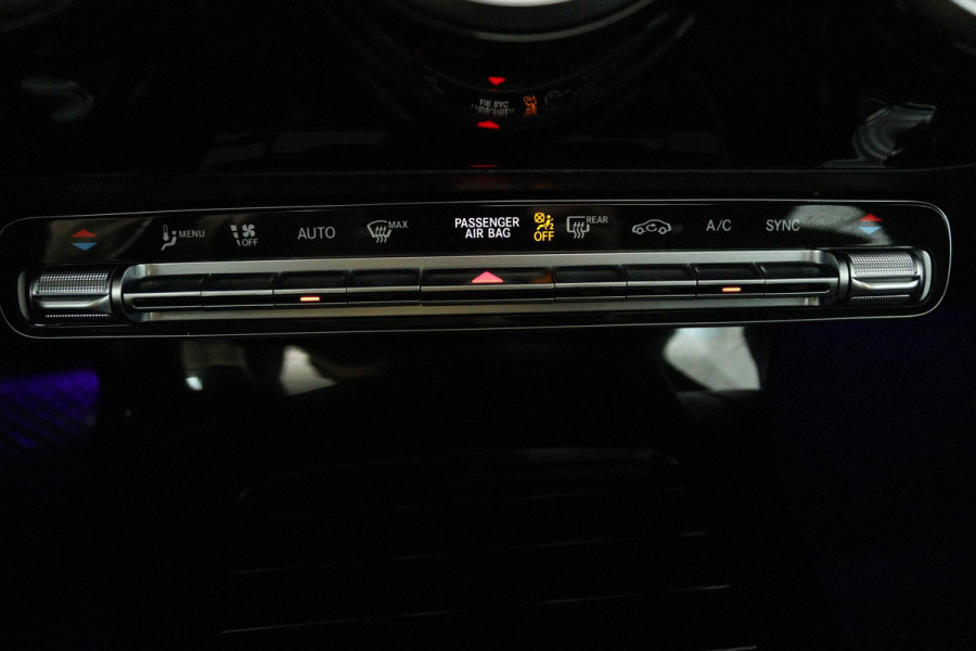 Mercedes-Benz CLA-Klasse 200 Business Solution Luxury (PANORAMADAK, SFEERVERLICHTING, CAMERA, PDC, 1e EIGENAAR, GOED ONDERHOUDEN)