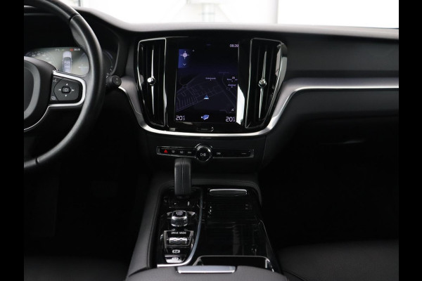 Volvo V60 2.0 T6 Recharge AWD Inscription | Leder | Camera | Carplay | Navigatie | Full LED | 18'' | Parkeerhulp | Cruise control | PHEV | Plug In