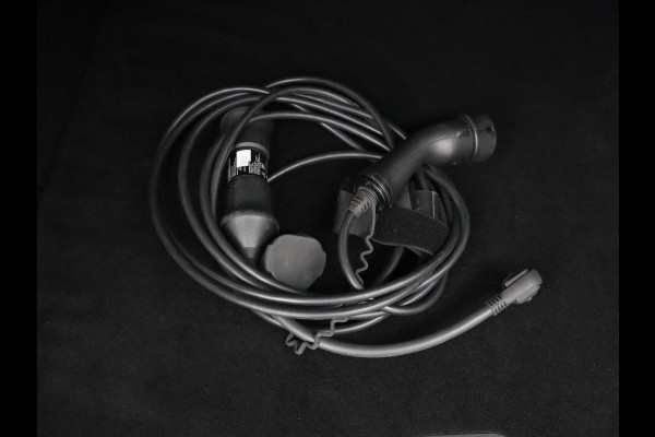 Volvo V60 2.0 T6 Recharge AWD Inscription | Leder | Camera | Carplay | Navigatie | Full LED | 18'' | Parkeerhulp | Cruise control | PHEV | Plug In