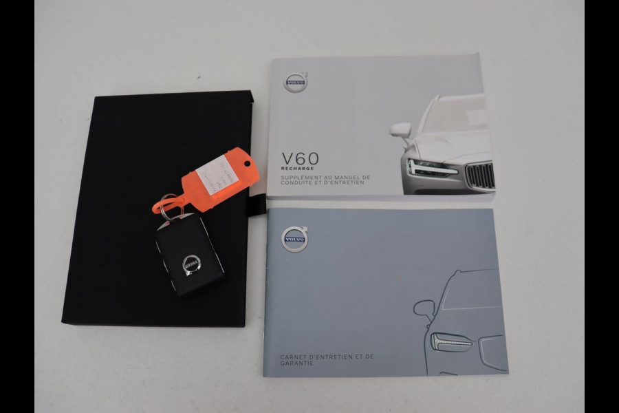 Volvo V60 2.0 T6 Recharge AWD Inscription | Leder | Camera | Carplay | Navigatie | Full LED | 18'' | Parkeerhulp | Cruise control | PHEV | Plug In