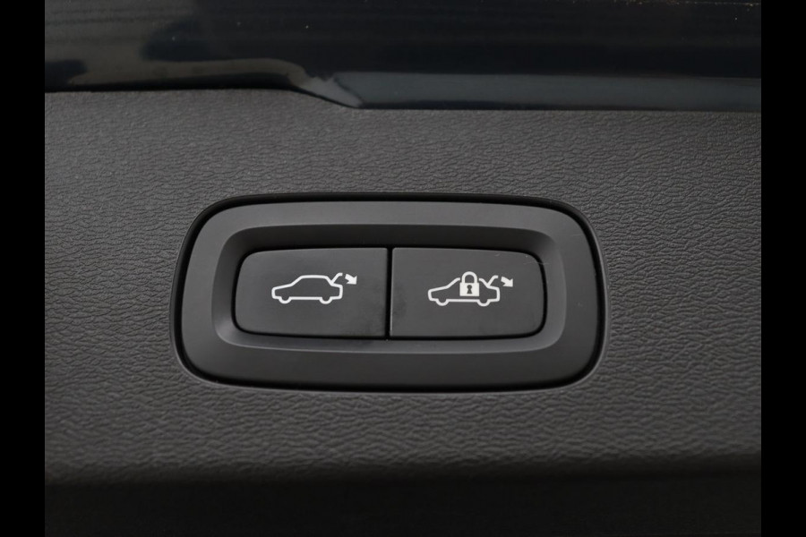 Volvo V60 2.0 T6 Recharge AWD Inscription | Leder | Camera | Carplay | Navigatie | Full LED | 18'' | Parkeerhulp | Cruise control | PHEV | Plug In