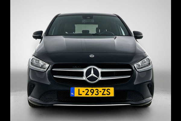 Mercedes-Benz B-Klasse 180 Premium WIDESCREEN | TREKHAAK | STOF-LEDER