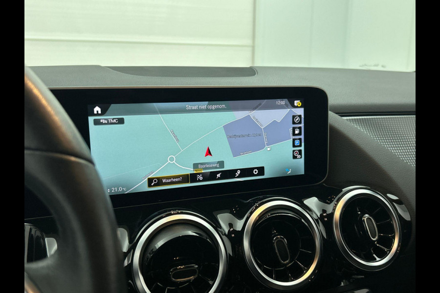 Mercedes-Benz B-Klasse 180 Premium WIDESCREEN | TREKHAAK | STOF-LEDER