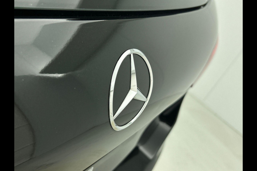 Mercedes-Benz B-Klasse 180 Premium WIDESCREEN | TREKHAAK | STOF-LEDER