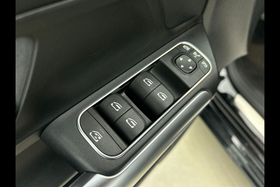 Mercedes-Benz B-Klasse 180 Premium WIDESCREEN | TREKHAAK | STOF-LEDER