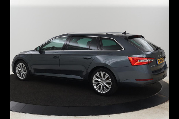 Škoda Superb 1.4 TSI iV Business Edition | Leder/Alcantara | Stoelverwarming | Canton Sound | Memory | Virtual Cockpit | Carplay | Camera | Navigatie | Cruise control | PHEV | Plug In