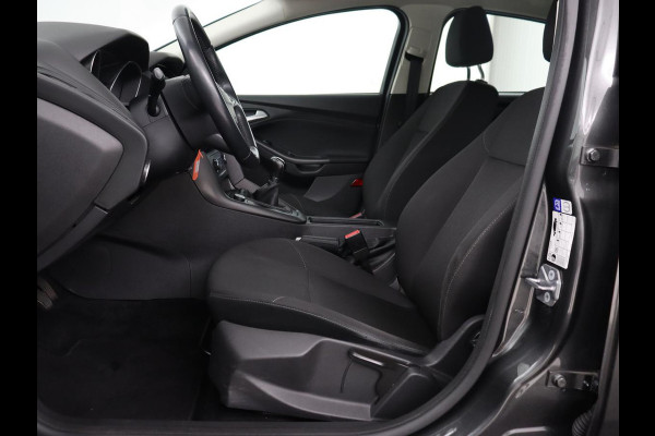 Ford Focus 1.0 Trend | Origineel NL | Trekhaak | Airco | Radio/CD | Elektrische ramen