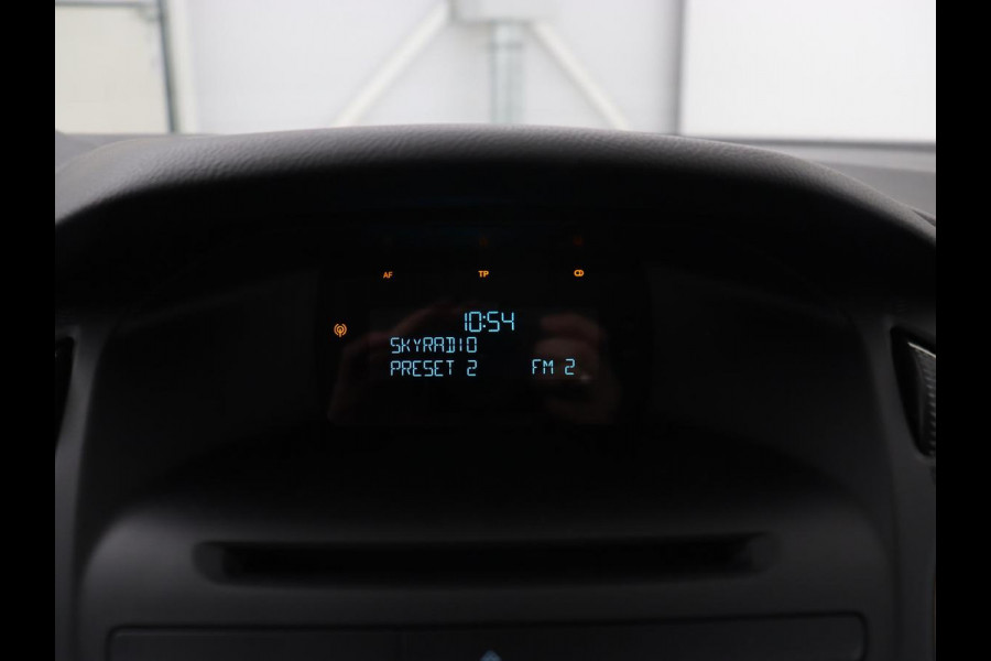 Ford Focus 1.0 Trend | Origineel NL | Trekhaak | Airco | Radio/CD | Elektrische ramen