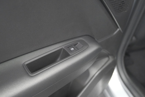 Renault Captur TCe 90 Zen | Camera | Apple Carplay | Parkeersensoren | Navigatie