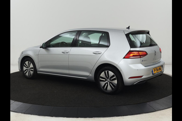 Volkswagen e-Golf | Warmtepomp | Stoelverwarming | Camera | Virtual Cockpit | Carplay | Full LED | Climate control | Bluetooth | Park Assist