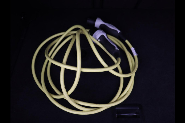 Volkswagen e-Golf | Warmtepomp | Stoelverwarming | Camera | Virtual Cockpit | Carplay | Full LED | Climate control | Bluetooth | Park Assist