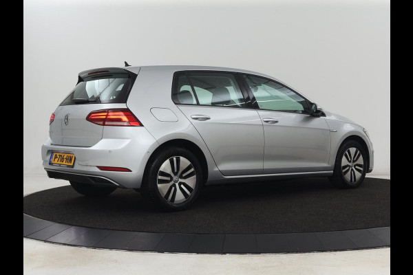 Volkswagen e-Golf | Warmtepomp | Stoelverwarming | Camera | Virtual Cockpit | Carplay | Full LED | Climate control | Bluetooth | Park Assist