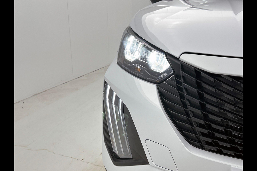 Peugeot 2008 1.2 100 NW MODEL | NAVI & CARPLAY | CAMERA