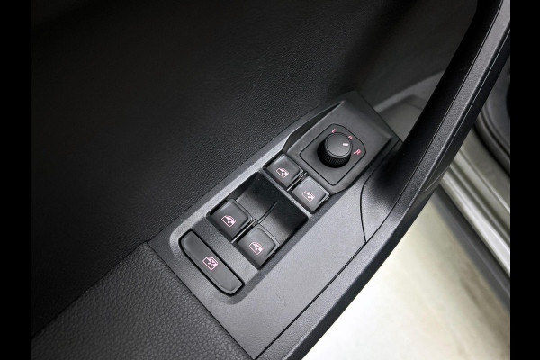 Seat Arona 1.0 TSI AUTOM. Style Connect CARPLAY-NAV | CRUISE | PRIVACY-GLASS