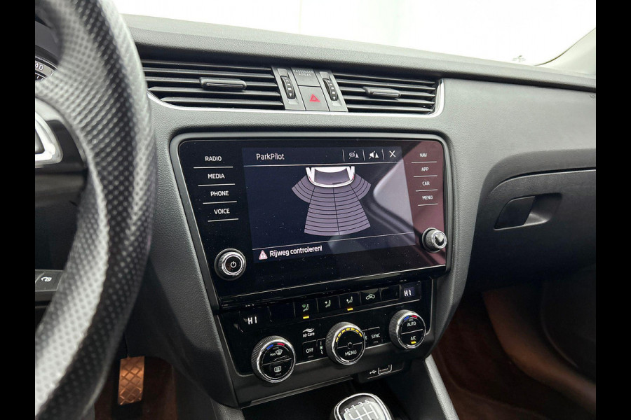 Škoda Octavia Combi 1.0 TSI 115Pk Ambition Business CARPLAY & NAVI | CLIMA | LMV