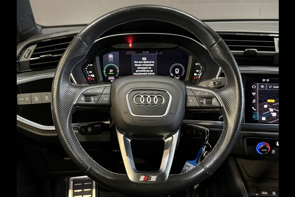 Audi Q3 45 TFSI e S edition | 1e Eigenaar | NAP | 2x S-line | Sfeerverlichting | Apple Carplay | Sportstoelen