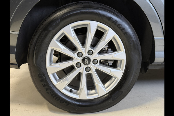 Audi Q3 45 TFSI e S edition | 1e Eigenaar | NAP | 2x S-line | Sfeerverlichting | Apple Carplay | Sportstoelen