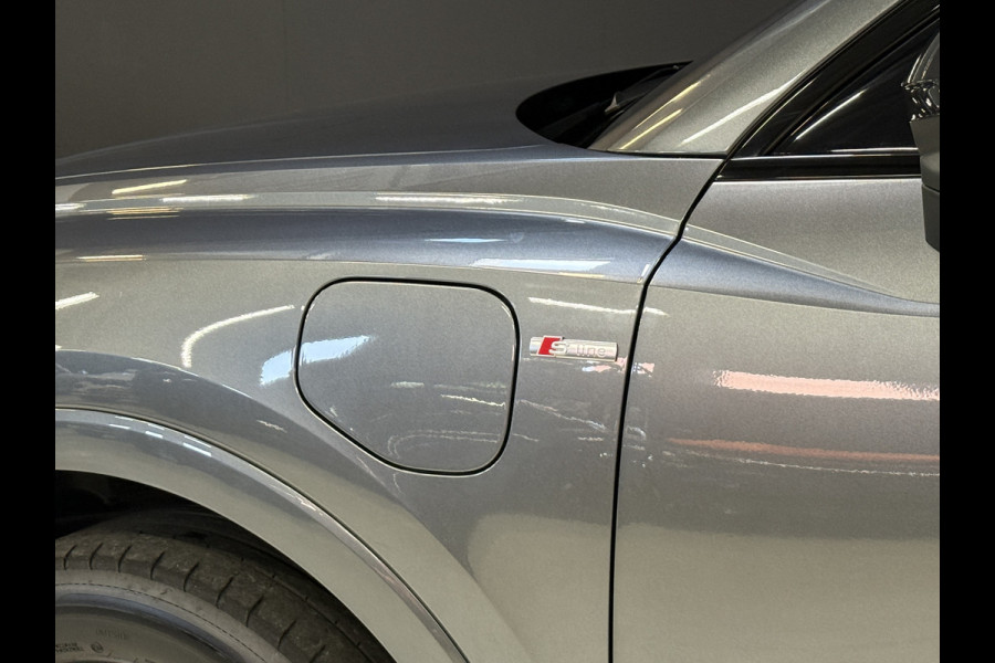 Audi Q3 45 TFSI e S edition | 1e Eigenaar | NAP | 2x S-line | Sfeerverlichting | Apple Carplay | Sportstoelen