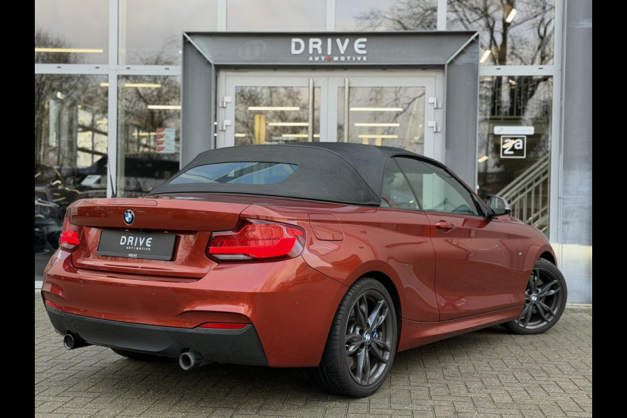 BMW 2 Serie Cabrio M240i High Ex. M-Sport Plus |Full Option|Orgineel NL|Dealer onderhouden
