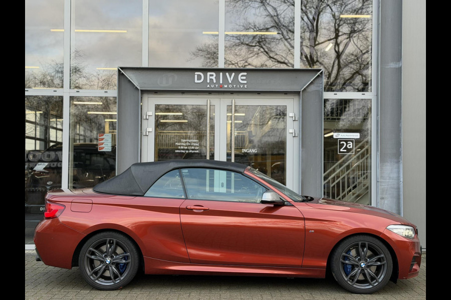 BMW 2 Serie Cabrio M240i High Ex. M-Sport Plus |Full Option|Orgineel NL|Dealer onderhouden