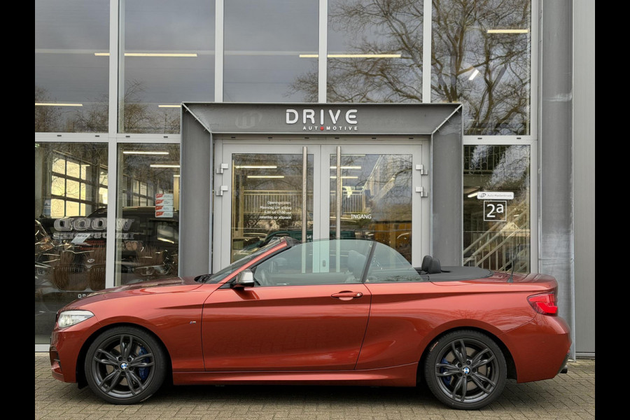 BMW 2 Serie Cabrio M240i High Ex. M-Sport Plus |Full Option|Orgineel NL|Dealer onderhouden