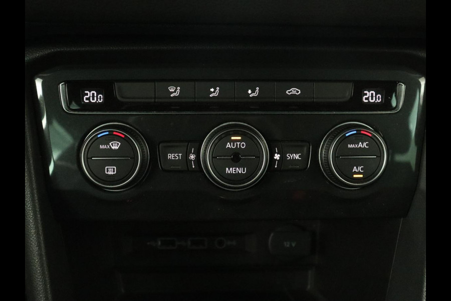 Volkswagen Tiguan 1.5 TSI R Line | Trekhaak | Adaptive cruise | Carplay | Full LED | Virtual Cockpit | Navigatie | Parkeerhulp | Climate control