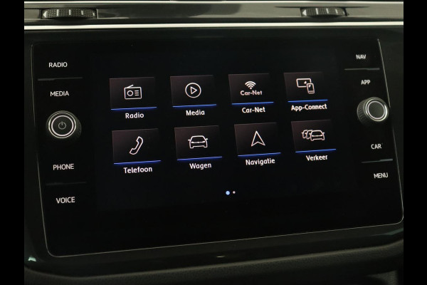 Volkswagen Tiguan 1.5 TSI R Line | Trekhaak | Adaptive cruise | Carplay | Full LED | Virtual Cockpit | Navigatie | Parkeerhulp | Climate control