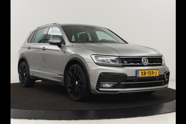 Volkswagen Tiguan 1.5 TSI R Line | Trekhaak | Adaptive cruise | Carplay | Full LED | Virtual Cockpit | Navigatie | Parkeerhulp | Climate control