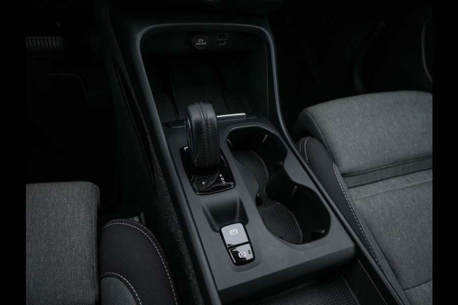 Volvo XC40 1.5 T5 Recharge Business Pro ( PLUG-IN ) (INCL-BTW) *AUT | NAVI-FULLMAP | DIGI-COCKPIT | CLIMA | KEYLESS | DAB | HEATED-SPORTSEATS | FULL-LED | ADAPTIVE-CRUISE | CAMERA | 18'' ALU*