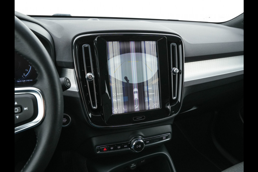 Volvo XC40 1.5 T5 Recharge Business Pro ( PLUG-IN ) (INCL-BTW) *AUT | NAVI-FULLMAP | DIGI-COCKPIT | CLIMA | KEYLESS | DAB | HEATED-SPORTSEATS | FULL-LED | ADAPTIVE-CRUISE | CAMERA | 18'' ALU*