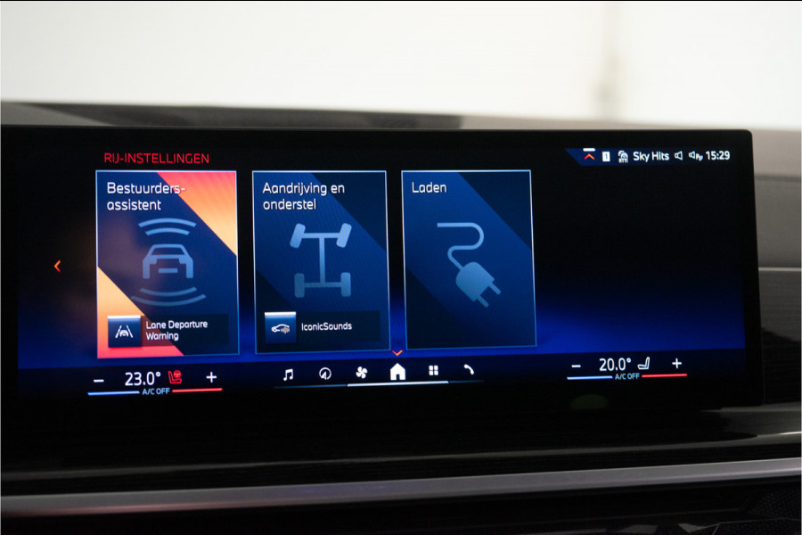 BMW X5 xDrive50e M-Sport 489PK | Bodykit | SkyLounge | Harman/Kardon | Individual | Drive Pro | VOL! 12 MND Garantie