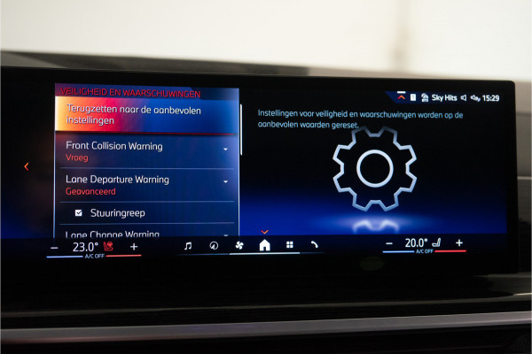 BMW X5 xDrive50e M-Sport 489PK | Bodykit | SkyLounge | Harman/Kardon | Individual | Drive Pro | VOL! 12 MND Garantie