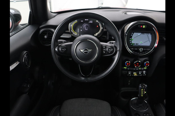 MINI Electric Edition Greenwich 33 kWh | Panoramadak | Stoelverwarming | Carplay | Navigatie | Camera | Full LED | Sportstoelen | Keyless | Climate control