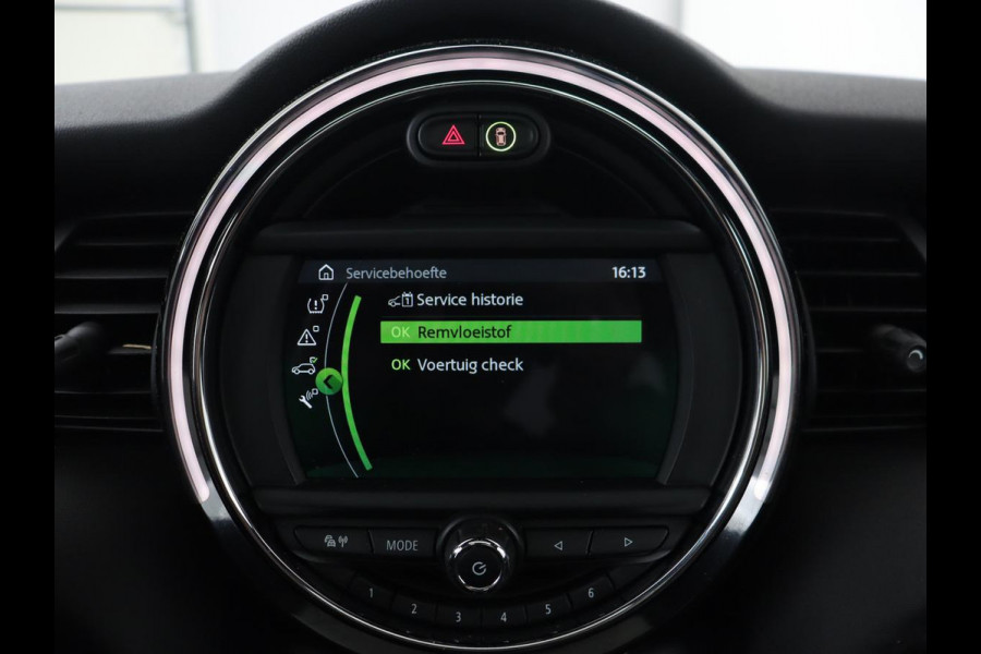 MINI Electric Edition Greenwich 33 kWh | Panoramadak | Stoelverwarming | Carplay | Navigatie | Camera | Full LED | Sportstoelen | Keyless | Climate control