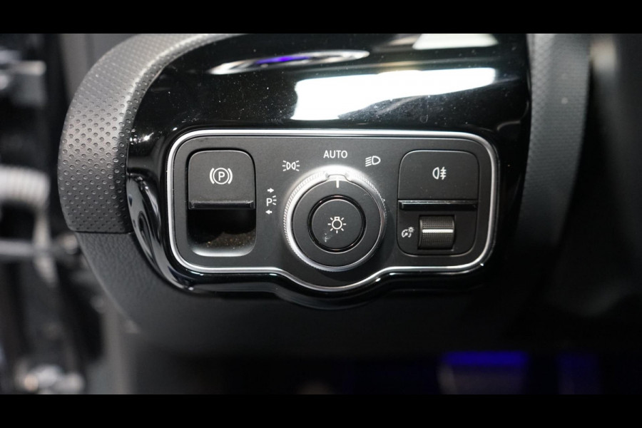 Mercedes-Benz A-Klasse A200 AMG AUTOMAAT-AMBIANCE-CAMERA-CLIMA-KEYLESS-LED-MBUX-NAVIGATIE