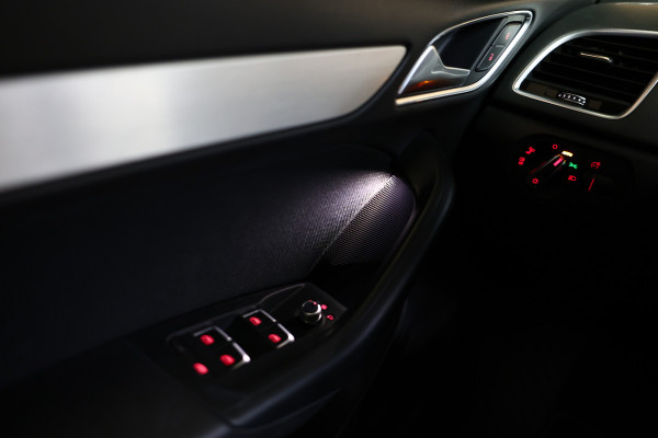 Audi Q3 1.4 TFSI CoD Sport S-Line AUT NAVI LEDER XENON CRUISE ECC '18